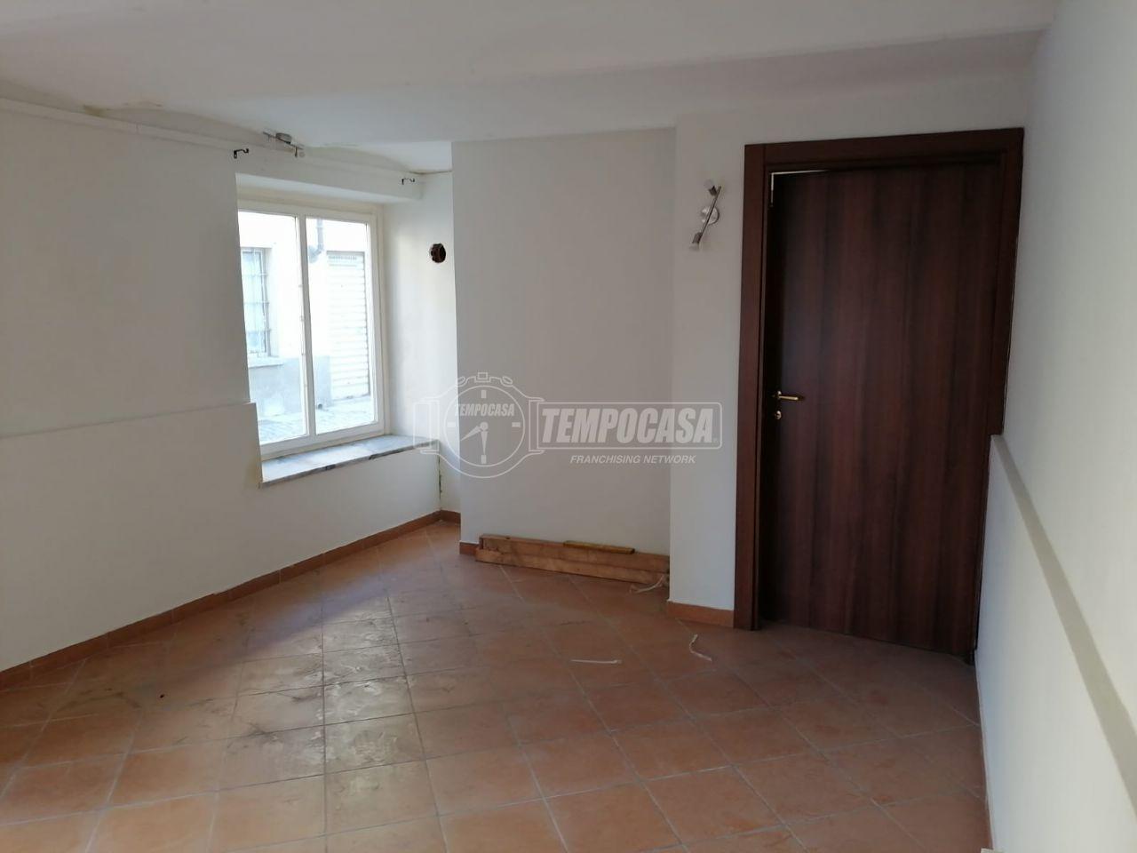 Negozio in Via IV Novembre 14, Buttigliera Alta, {3} - Foto 2