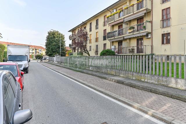 3-room flat in Via Pietro Nenni 7, Vignate - Photo 1