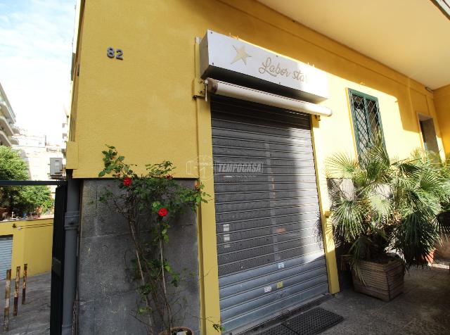 Shop in Via San Pasquale a Chiaia, Napoli - Photo 1