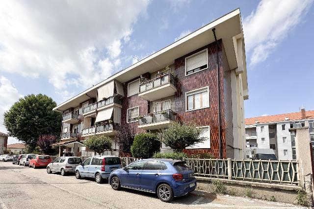 4-room flat in Via N. Sacco E B. Vanzetti 1, Orbassano - Photo 1