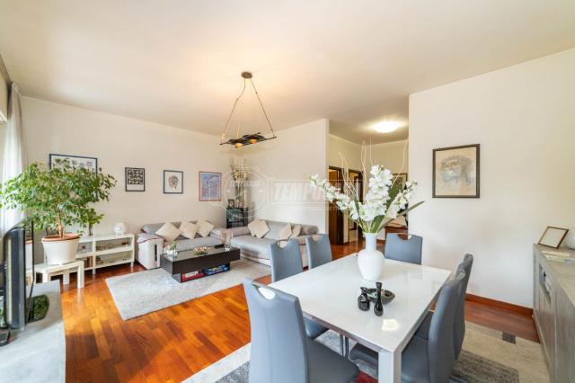 4-room flat, Cassina de' Pecchi - Photo 1