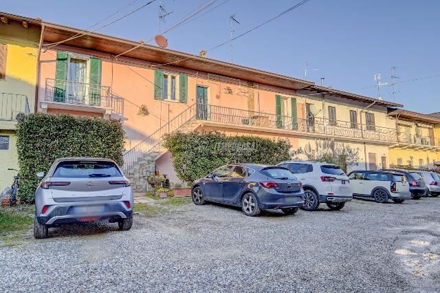 3-room flat in Via Papa Giovanni XXIII 116, Cardano al Campo - Photo 1