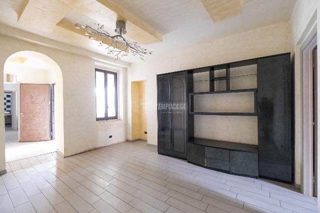 2-room flat in Corso Trieste, Novara - Photo 1