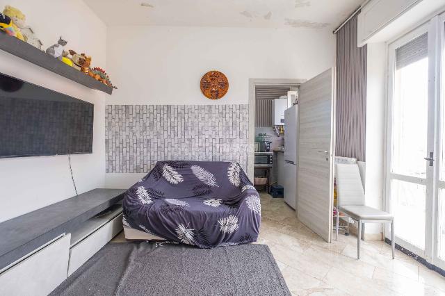 3-room flat in Corso della Vittoria, Novara - Photo 1