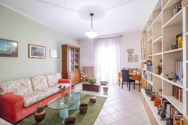 Apartament in {3}, - Photo 1