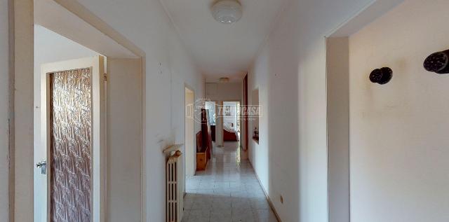 4-room flat in {3}, - Photo 1