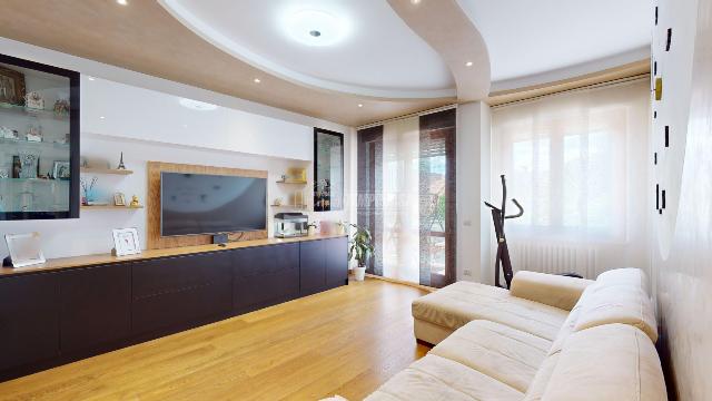 4-room flat in {3}, - Photo 1