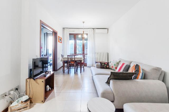 2-room flat in Via Sandro Pertini 24, Settimo Milanese - Photo 1