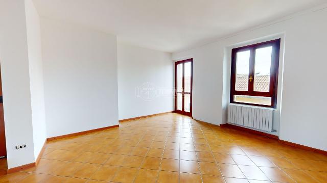 4-room flat in Via Alessandro Manzoni 5, Carate Brianza - Photo 1