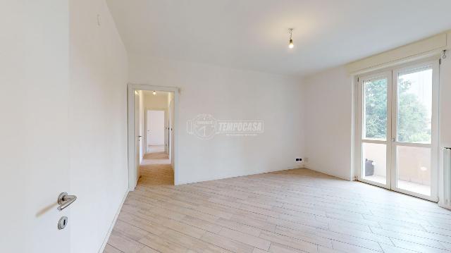 3-room flat in Via General Cantore 5, Carate Brianza - Photo 1