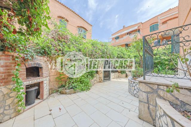 2-room flat in Via del Cerro, Cerveteri - Photo 1