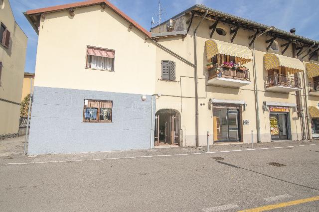 Shop in Via Santa Elisabetta, Pozzo d'Adda - Photo 1