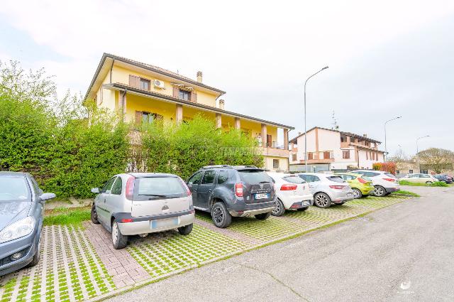 3-room flat, Correggio - Photo 1