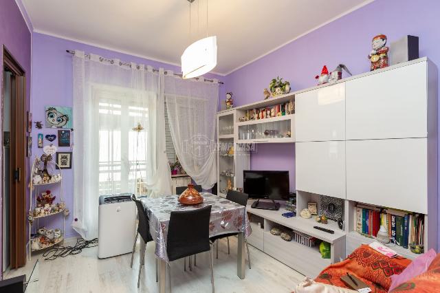 Zweizimmerwohnung in Piazza Bengasi 28, Moncalieri - Foto 1