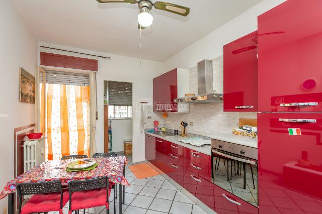 Dreizimmerwohnung in Via Cesare Battisti 8, Moncalieri - Foto 1