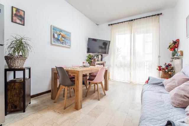 Vierzimmerwohnung in Via Parini 25, Saronno - Foto 1