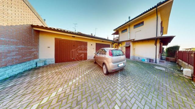 4-room flat in Via Asinari, Bentivoglio - Photo 1