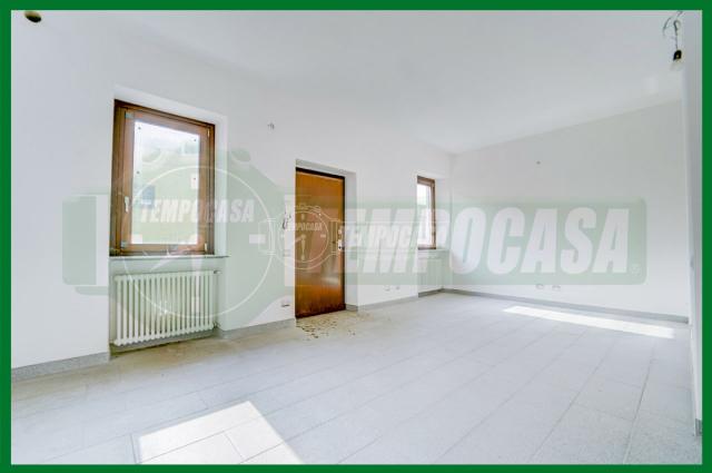 2-room flat in {3}, - Photo 1