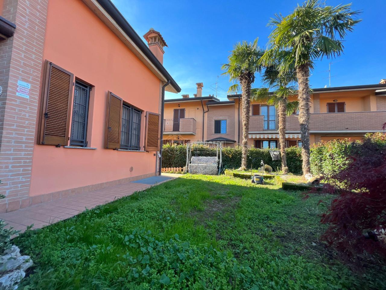Villa in vendita a Cervignano D'Adda
