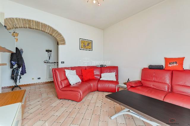 4-room flat in Via Arbizzani 4, Calderara di Reno - Photo 1