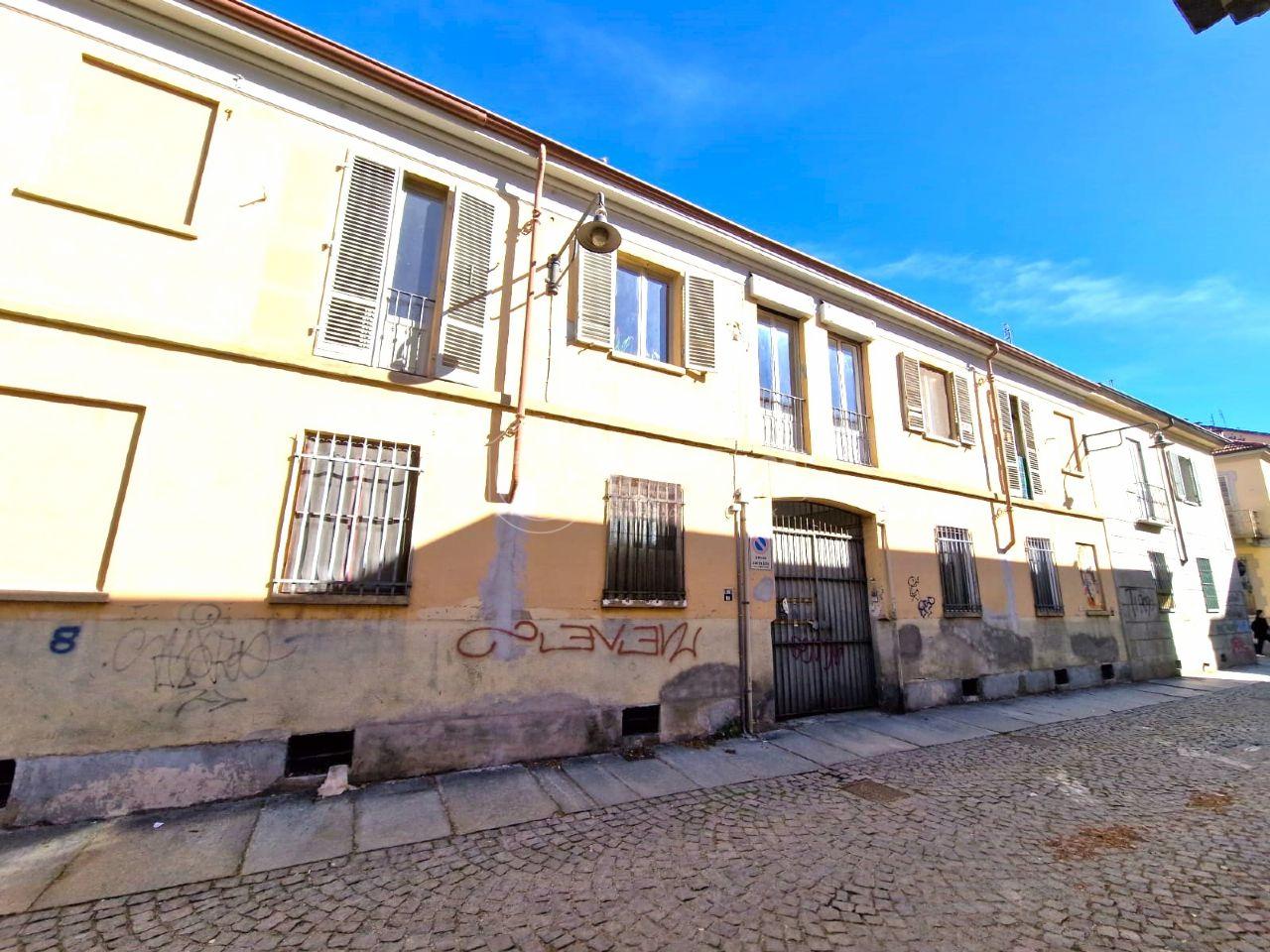 Palazzo in vendita a Torino
