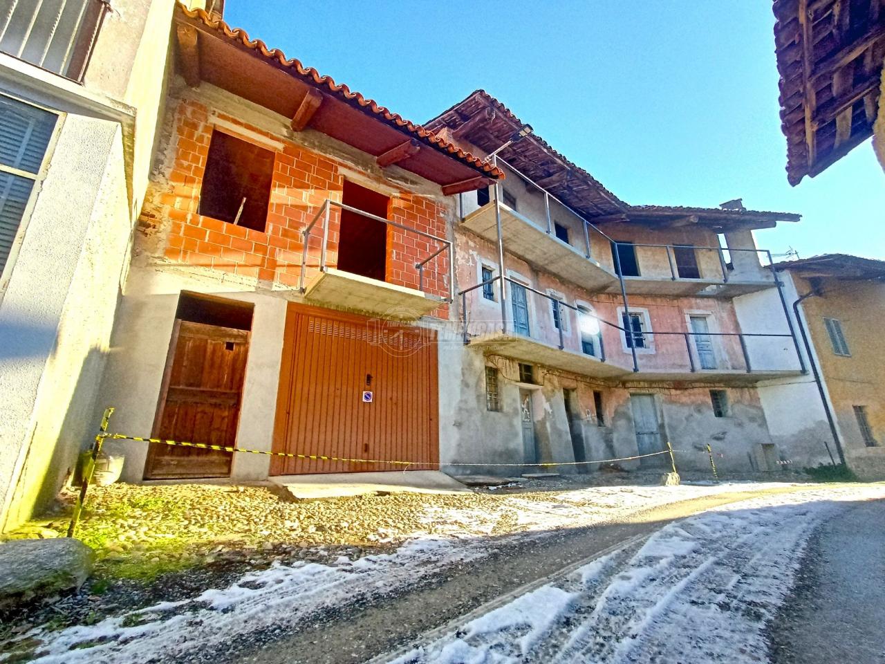 Casa indipendente in vendita a Pavone Canavese