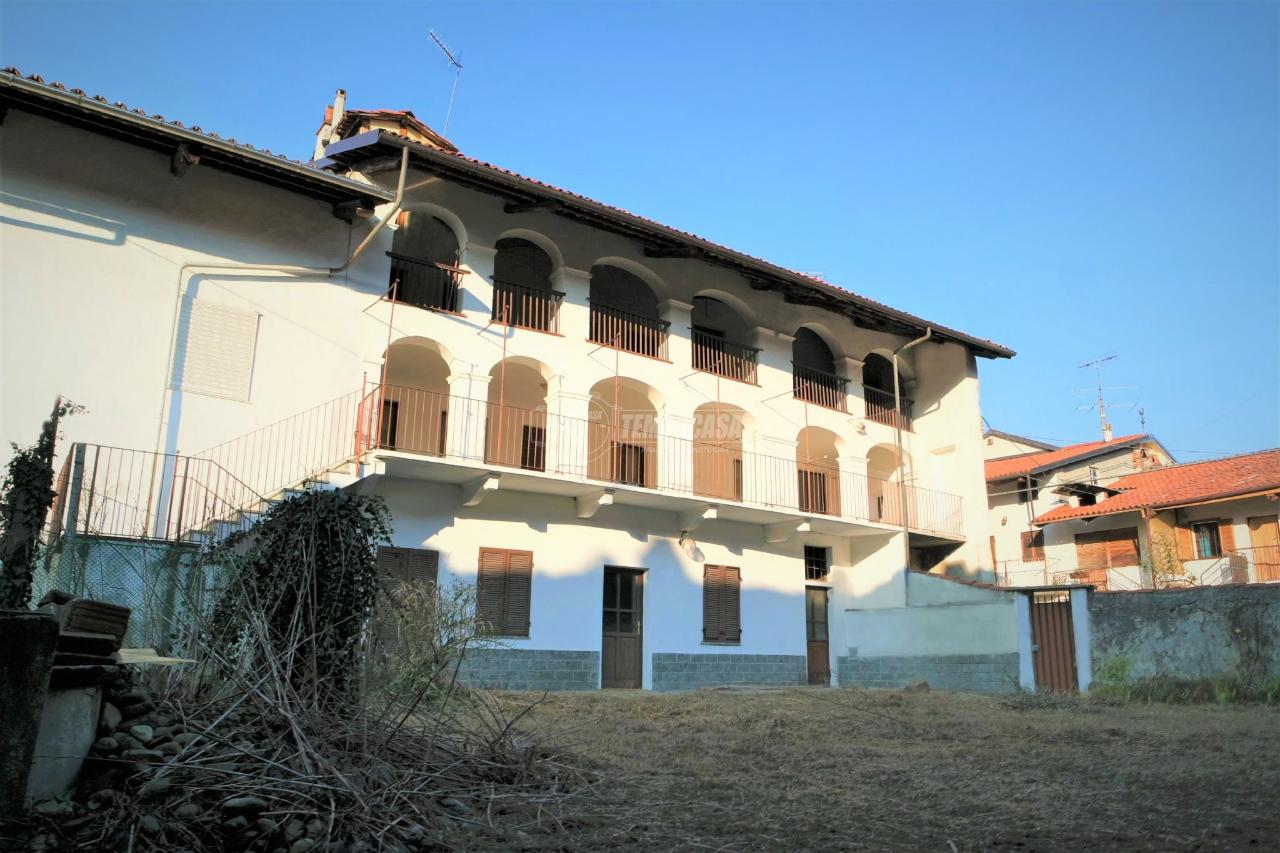 Casa indipendente in vendita a Samone