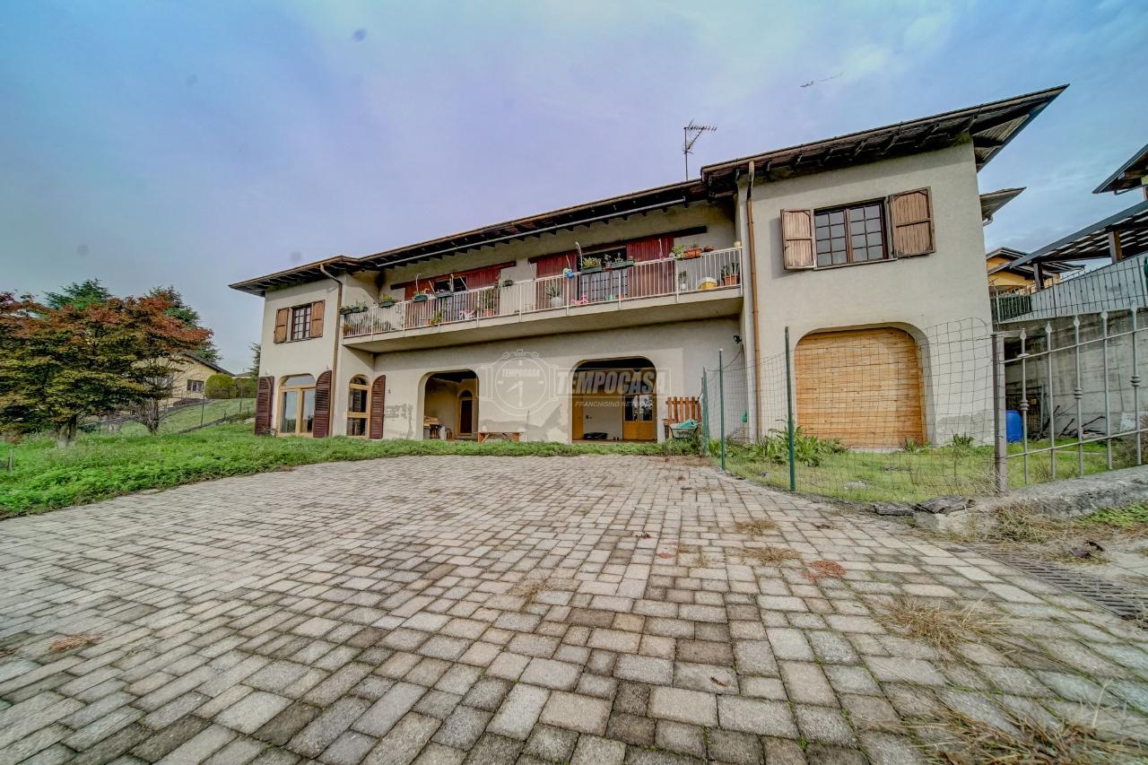 Villa a schiera in vendita a Vergiate