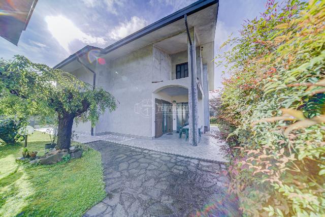 Mansion in Via Isonzo, Sesto Calende - Photo 1