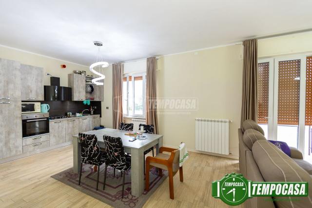 4-room flat in Via Don Giacomo Vender 85, Brescia - Photo 1