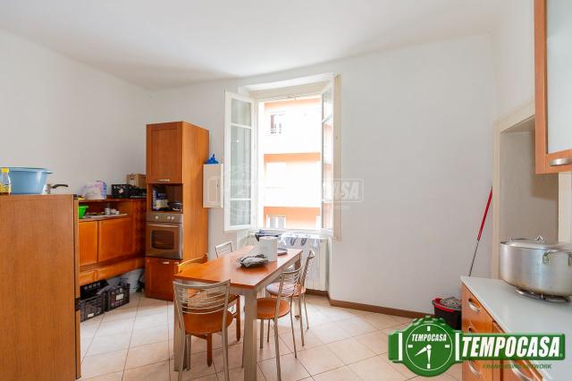 4-room flat in Via Fratelli Folonari 12, Brescia - Photo 1