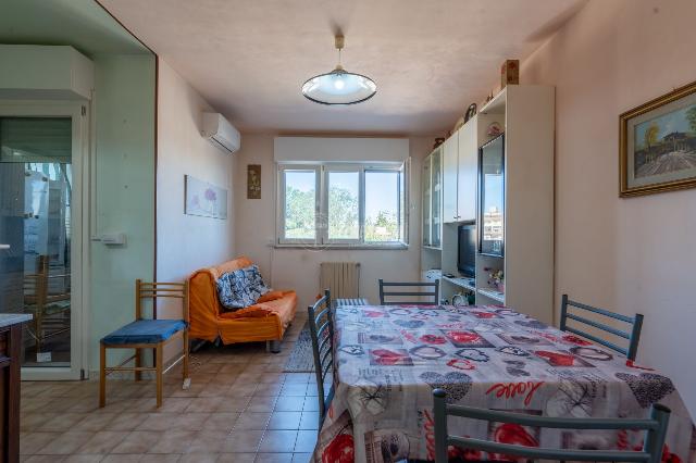 2-room flat in Via Kolbe 5, Assemini - Photo 1