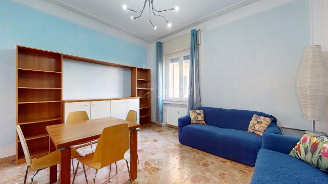 Dreizimmerwohnung in Viale Piave 22, Mantova - Foto 1