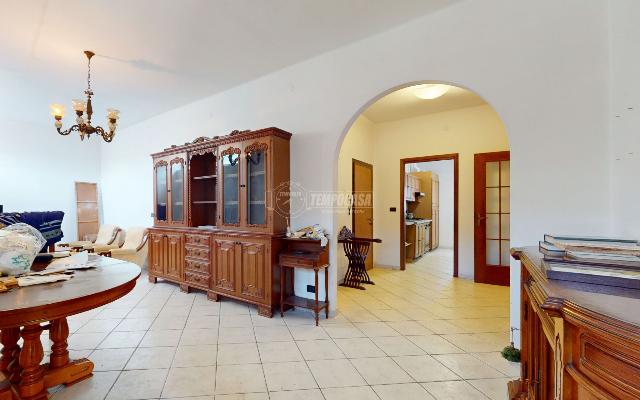 4-room flat in Via Felice Barbano 3, Mantova - Photo 1