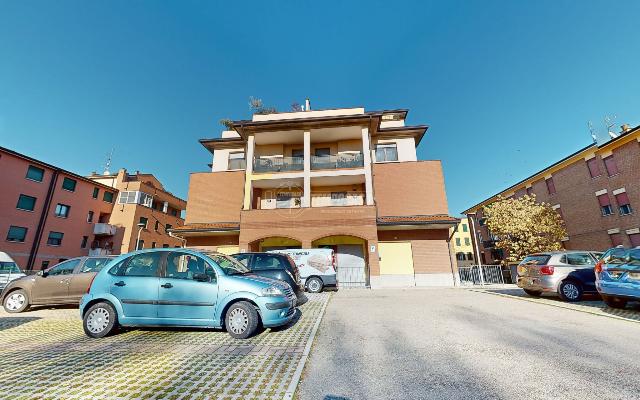 2-room flat, Reggio nell'Emilia - Photo 1