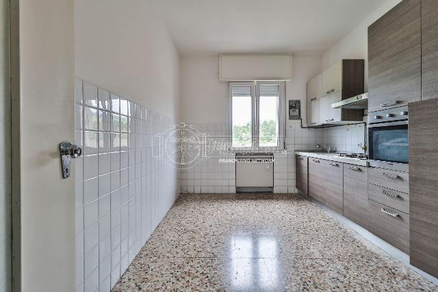 4-room flat in {3}, Via Andrea Costa - Photo 1