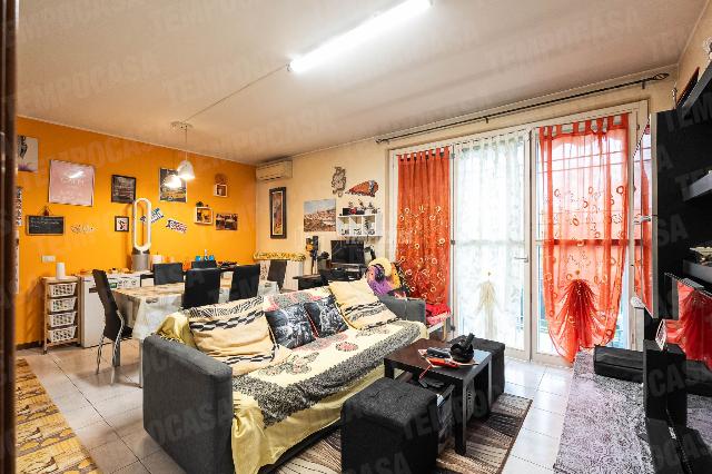 2-room flat in Via Massimo d'Azeglio, Giussano - Photo 1