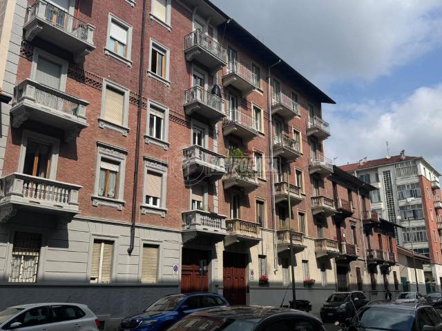 3-room flat in Via Piedicavallo 43, Torino - Photo 1