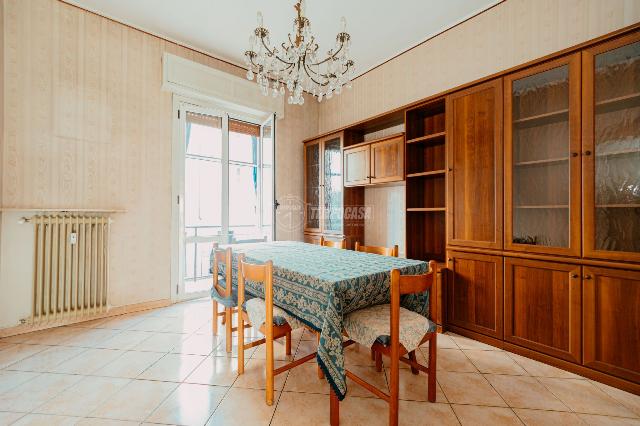 3-room flat in Via Matteo Gianolio 54, Vigevano - Photo 1