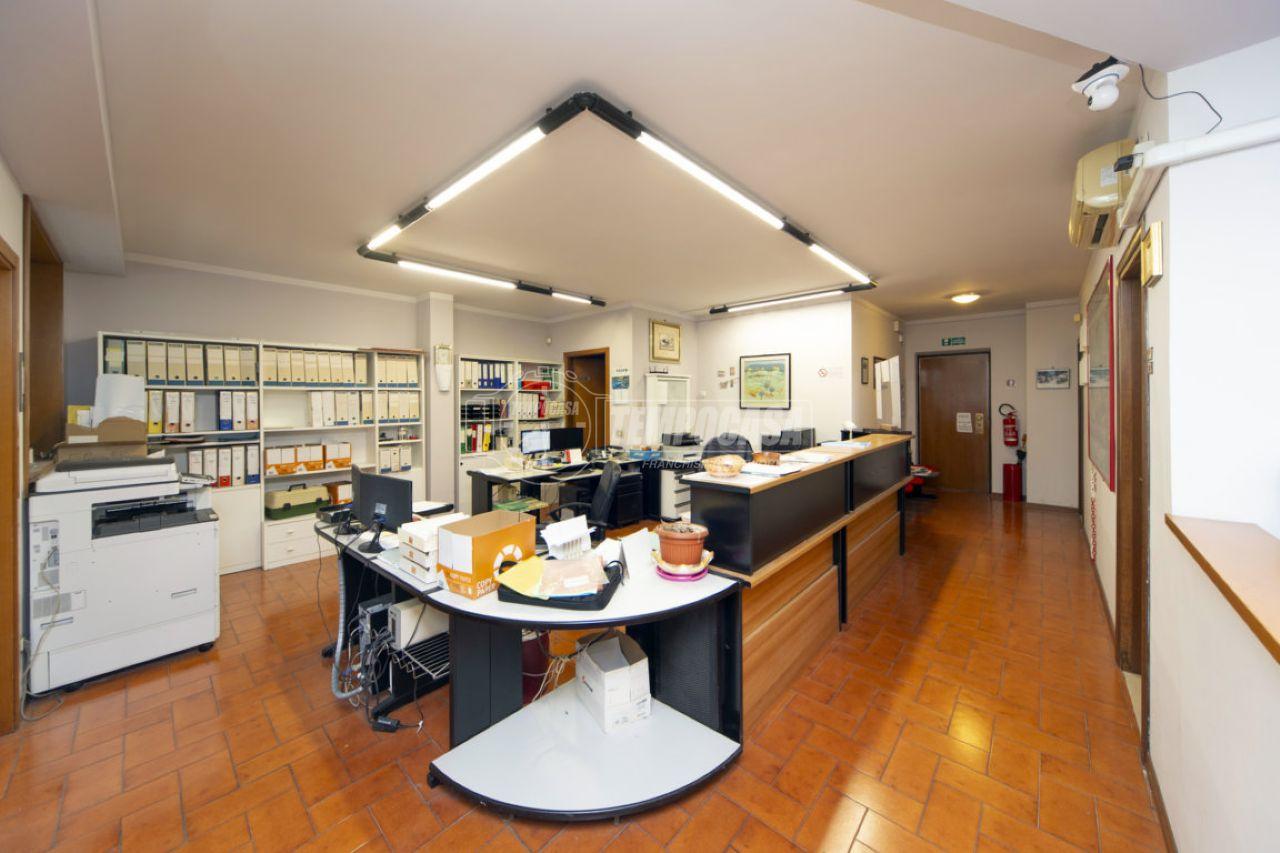 Ufficio in vendita a Perugia