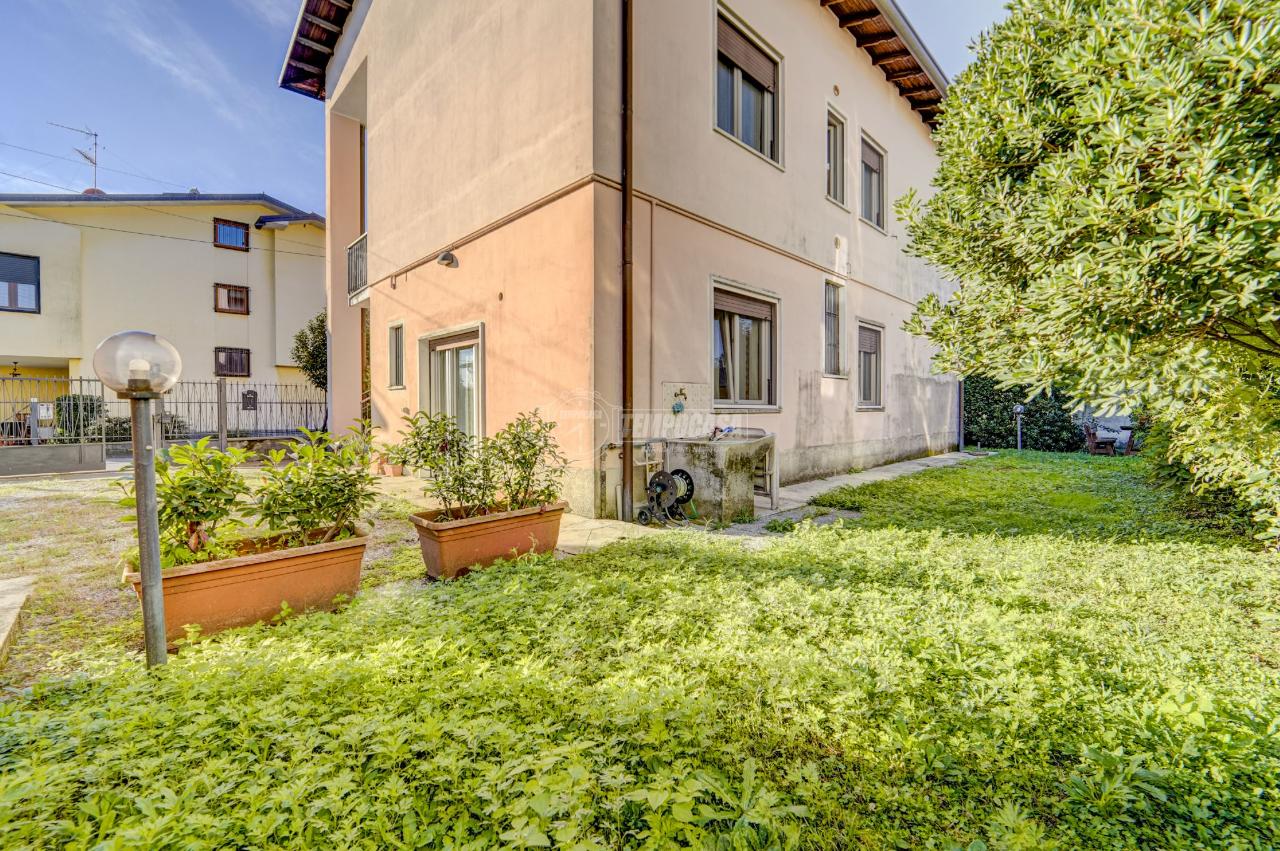Villa a schiera in vendita a Somma Lombardo