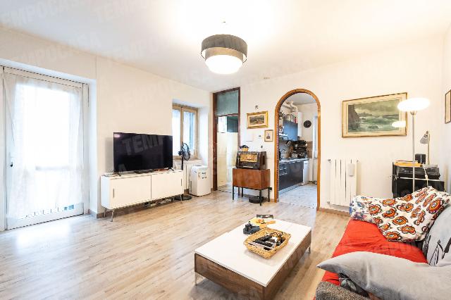 3-room flat in Via Urbano III 7, Inverigo - Photo 1