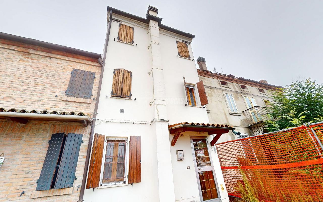Casa indipendente in vendita a Bondeno