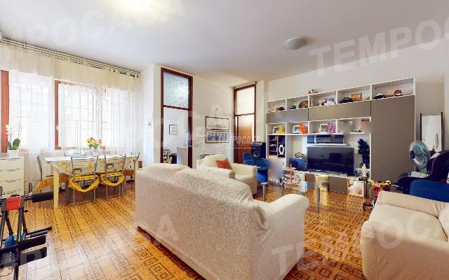 3-room flat in Via Piemonte 10, Cento - Photo 1