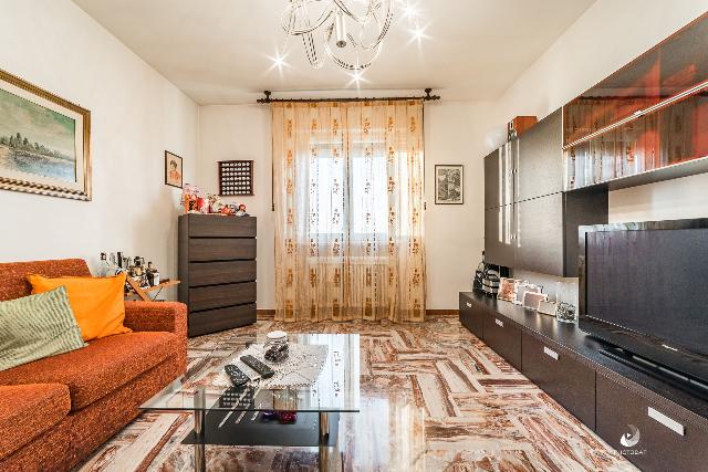 3-room flat in Via Giacomo Matteotti 45, Cento - Photo 1