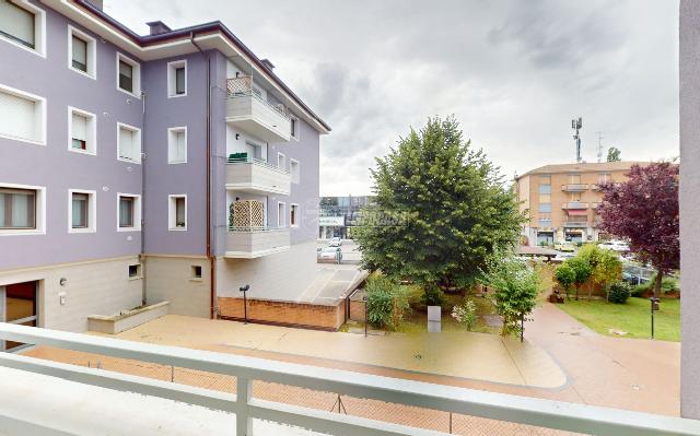 3-room flat in Via Dante Alighieri 28, Cento - Photo 1