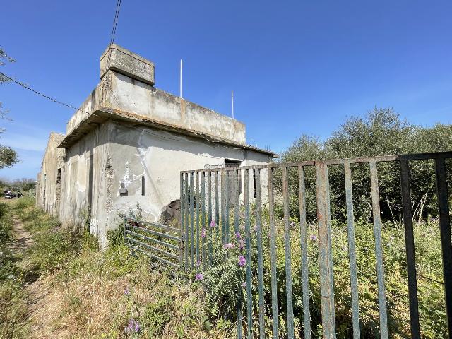 Casa indipendente in Discesa Marina Mezzacampa, Messina - Foto 1