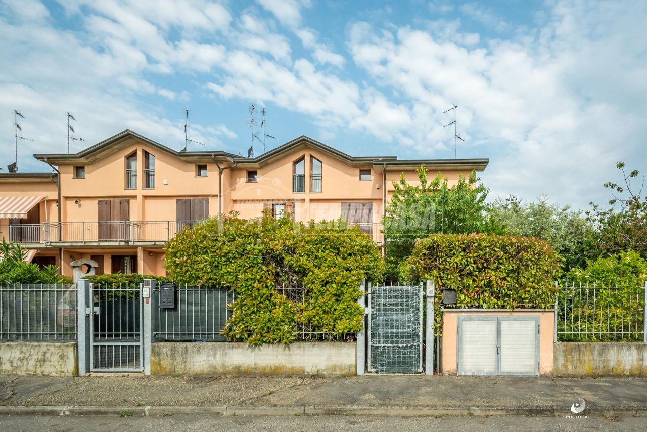 Villa a schiera in vendita a Fontevivo