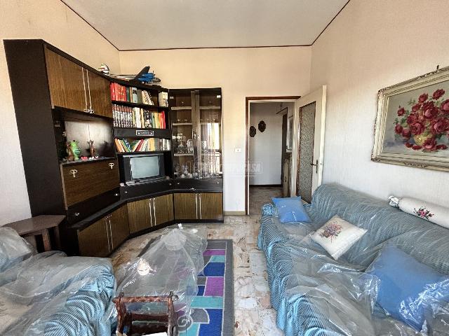 Vierzimmerwohnung in Via Sant'Evasio 63, Asti - Foto 1