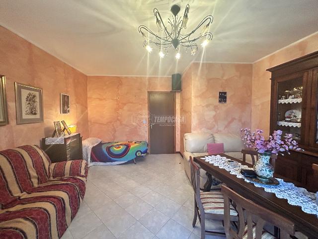 Vierzimmerwohnung in Via Anselmo Torchio 33, Asti - Foto 1